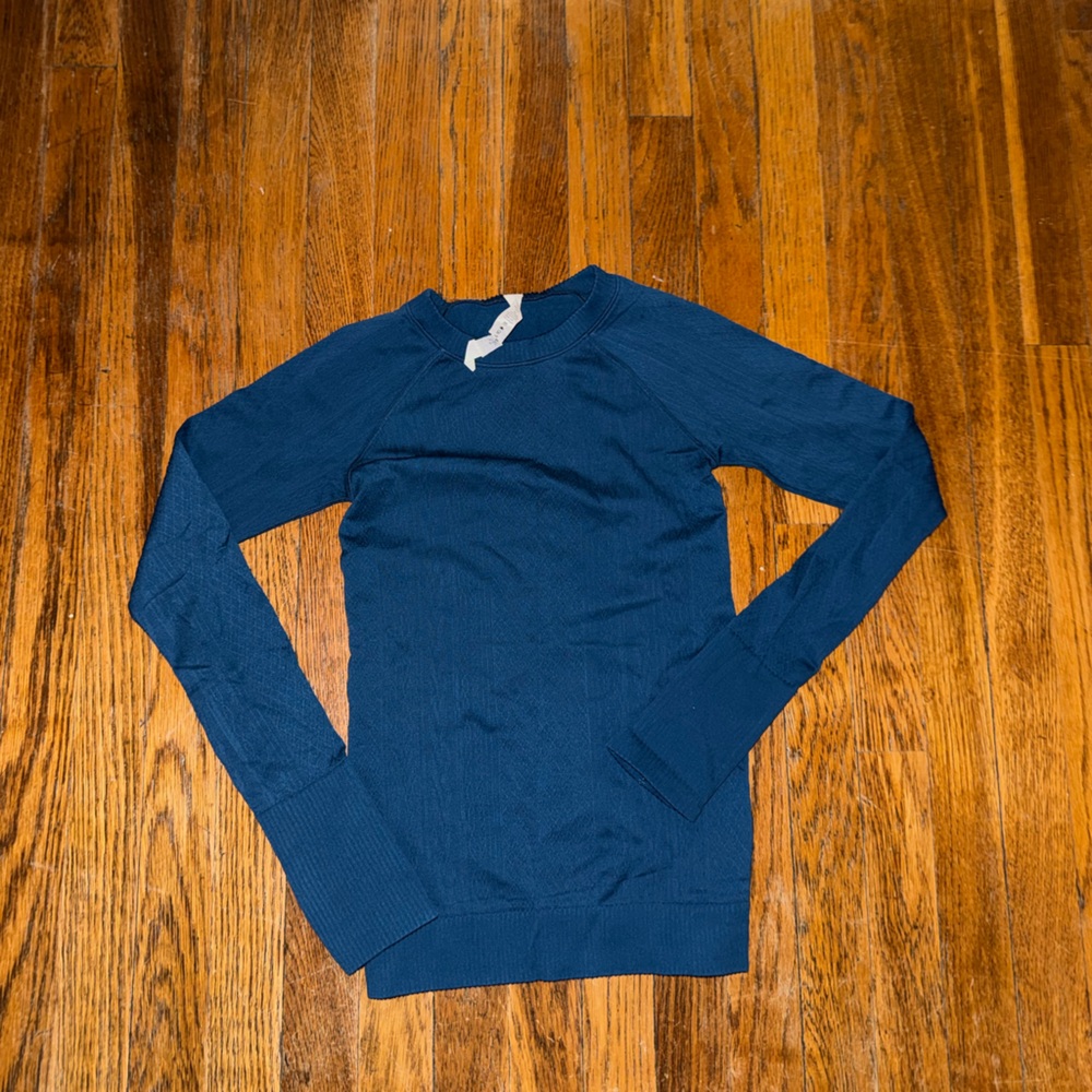 lululemon athletica Blue Long Sleeve Top